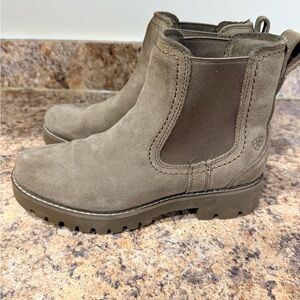 Ariat Women’s Taupe Chelsea Boots